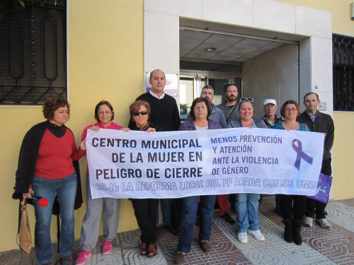 acto 25N iu roquetas