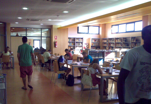 100830_biblioteca